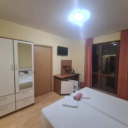 Villa B&B *